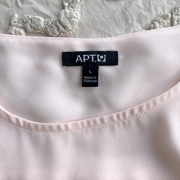 Apt. 9 pink 3/4 sleeve women’s shirt!! - Picture 3 of 5